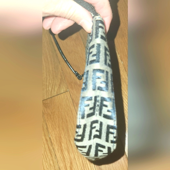 VINTAGE nylon FENDI CASE MAKEUP MAYBE VERY CUTE POUCHETTE STYLE - Picture 7 of 12